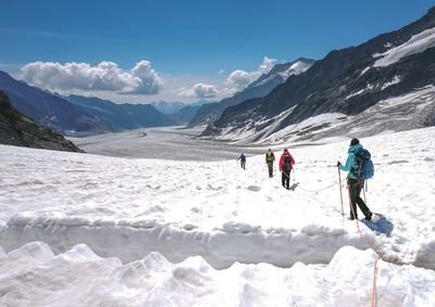 outdoor-aletsch-glacier-hike-1-web.jpg
