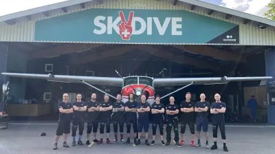 OUTDOOR Dropzone Reichenbach Hangar von aussen